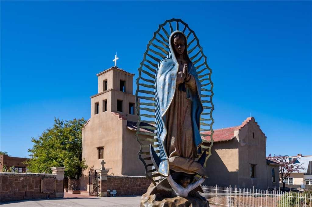 Holiday home Casa Galleria, 3 Bedrooms, Wifi, Fireplace, Fenced Yard, Sleeps 9 Santa Fe
