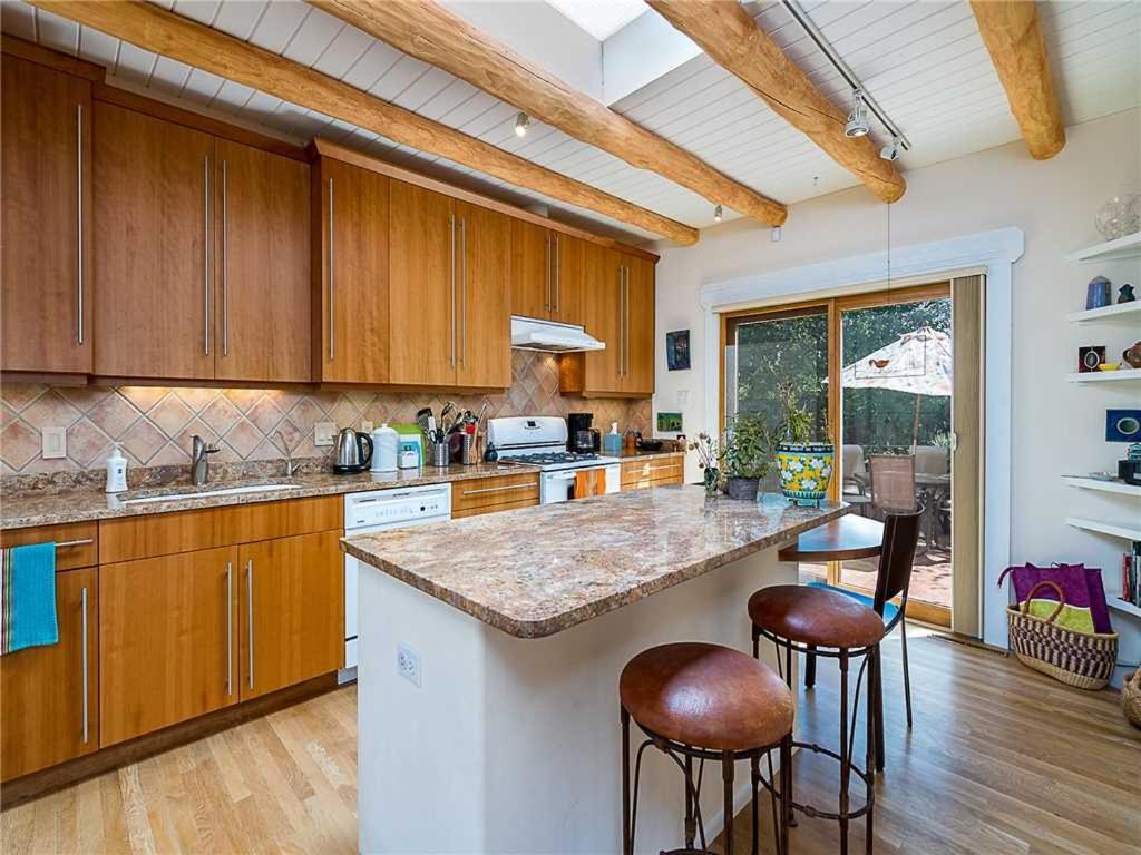 Casa Galleria, 3 Bedrooms, Wifi, Fireplace, Fenced Yard, Sleeps 9 * Santa Fe
