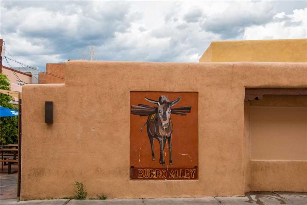 Casa Galleria, 3 Bedrooms, Wifi, Fireplace, Fenced Yard, Sleeps 9 Holiday home Santa Fe