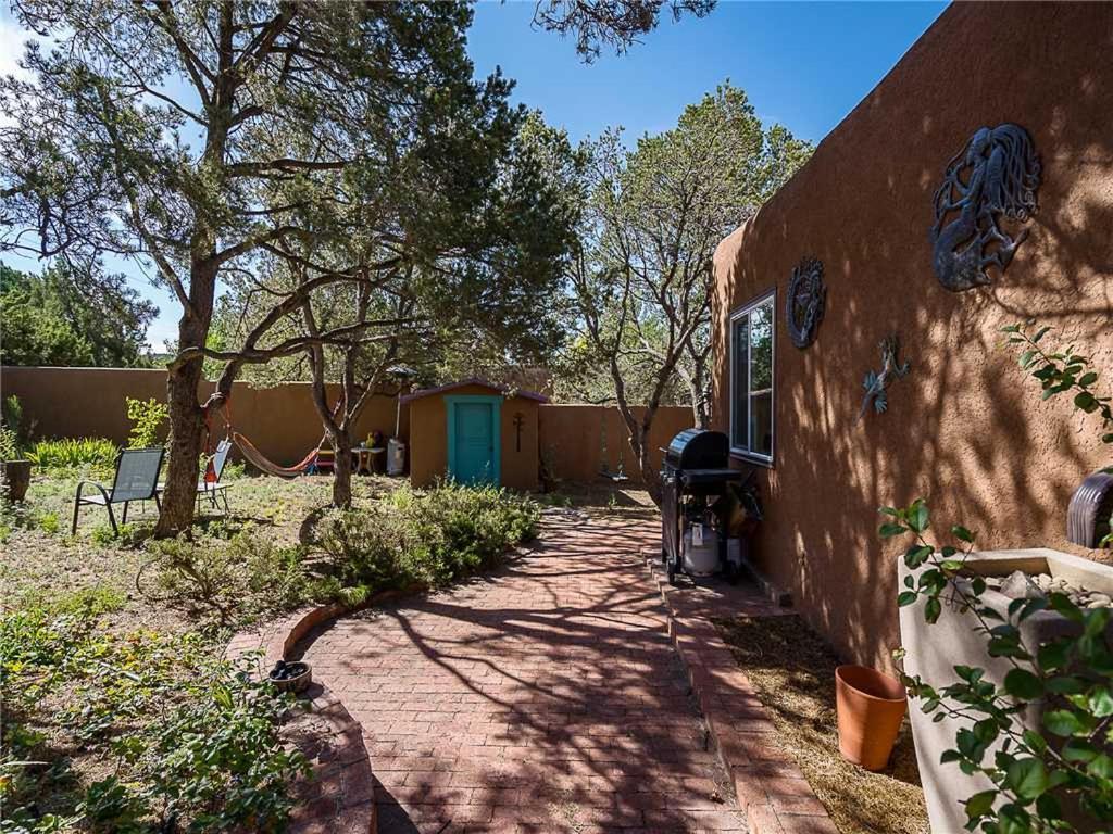 Casa Galleria, 3 Bedrooms, Wifi, Fireplace, Fenced Yard, Sleeps 9 Vakantiehuis